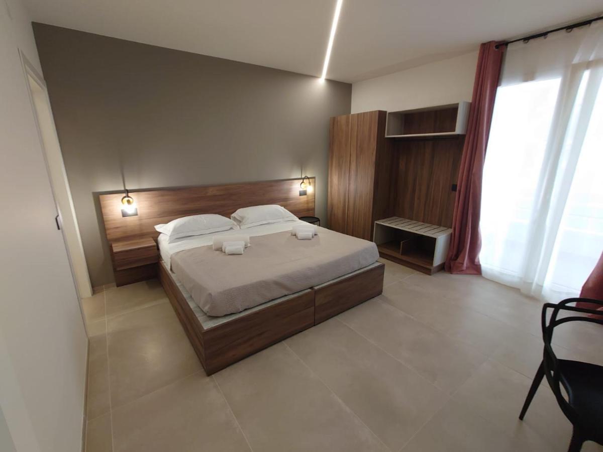 Don Turi - Charming Room Giardini Naxos Exterior foto